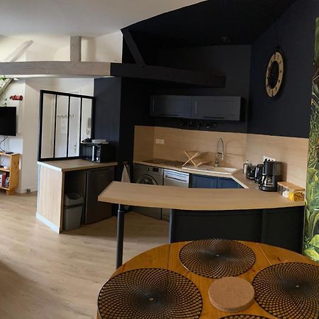 Ferienwohnung Blue Jungle Bourges Exterior foto